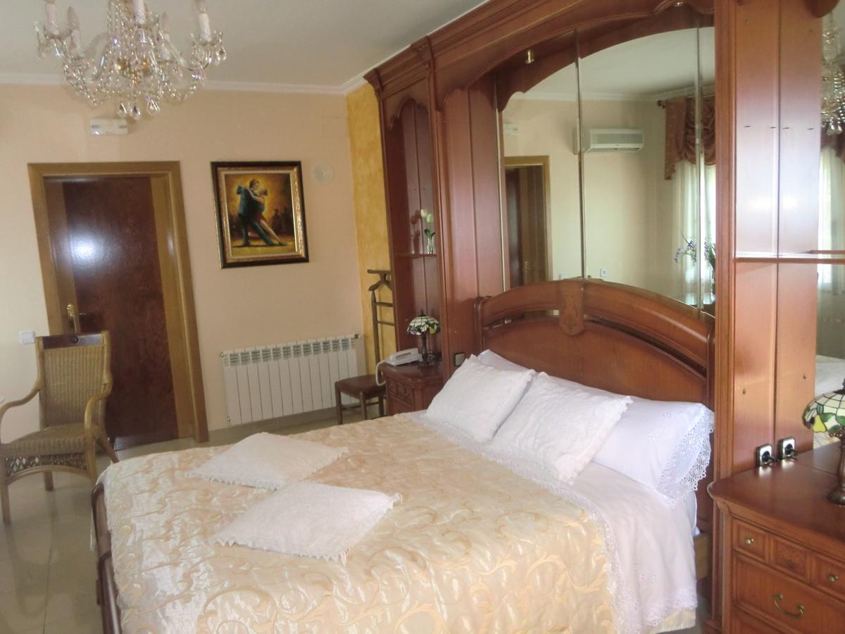 Hotel Gasaqui Ayelo de Malferit Szoba fotó