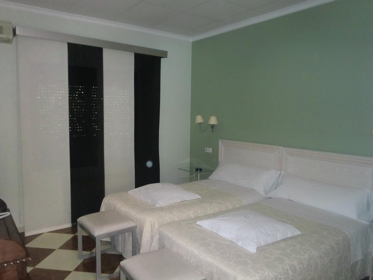 Hotel Gasaqui Ayelo de Malferit Szoba fotó